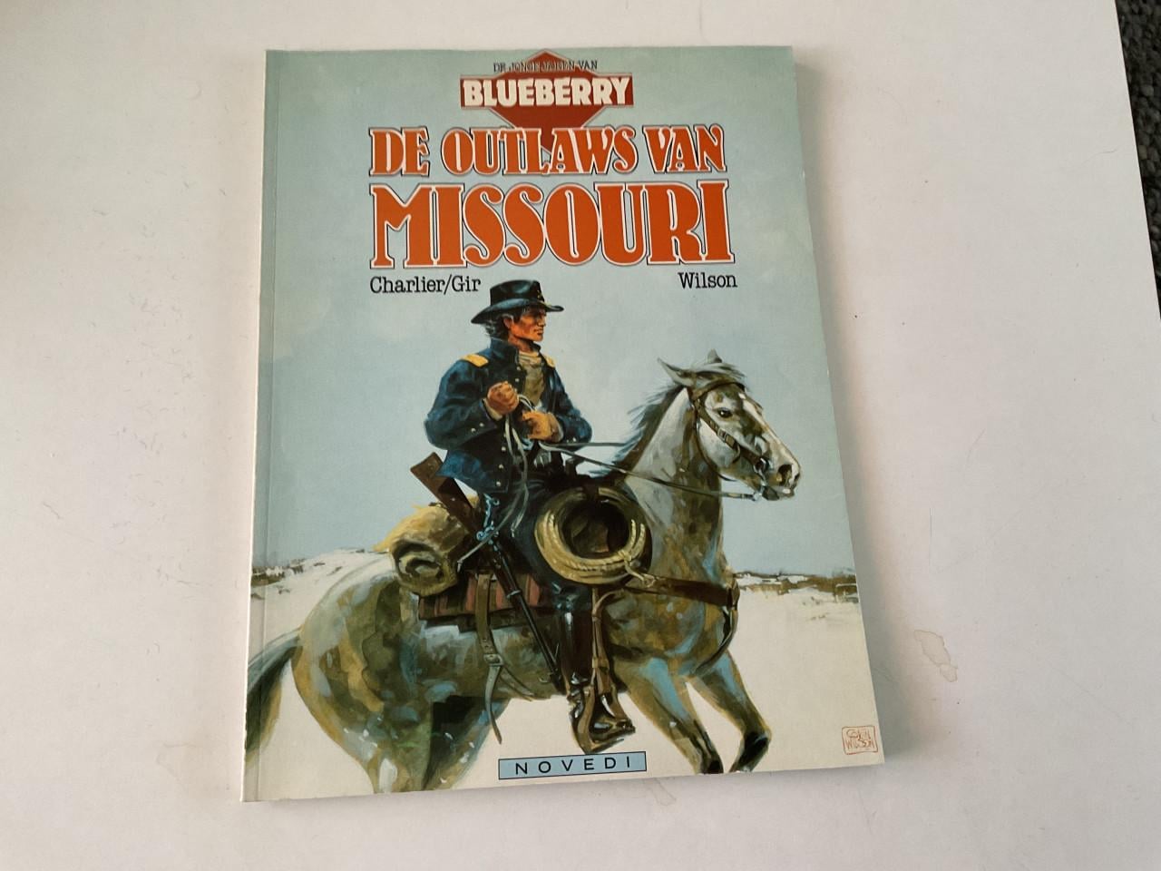 De jonge jaren van Bleuberry. De outlaws van Missouri. Terreur over Kansas.