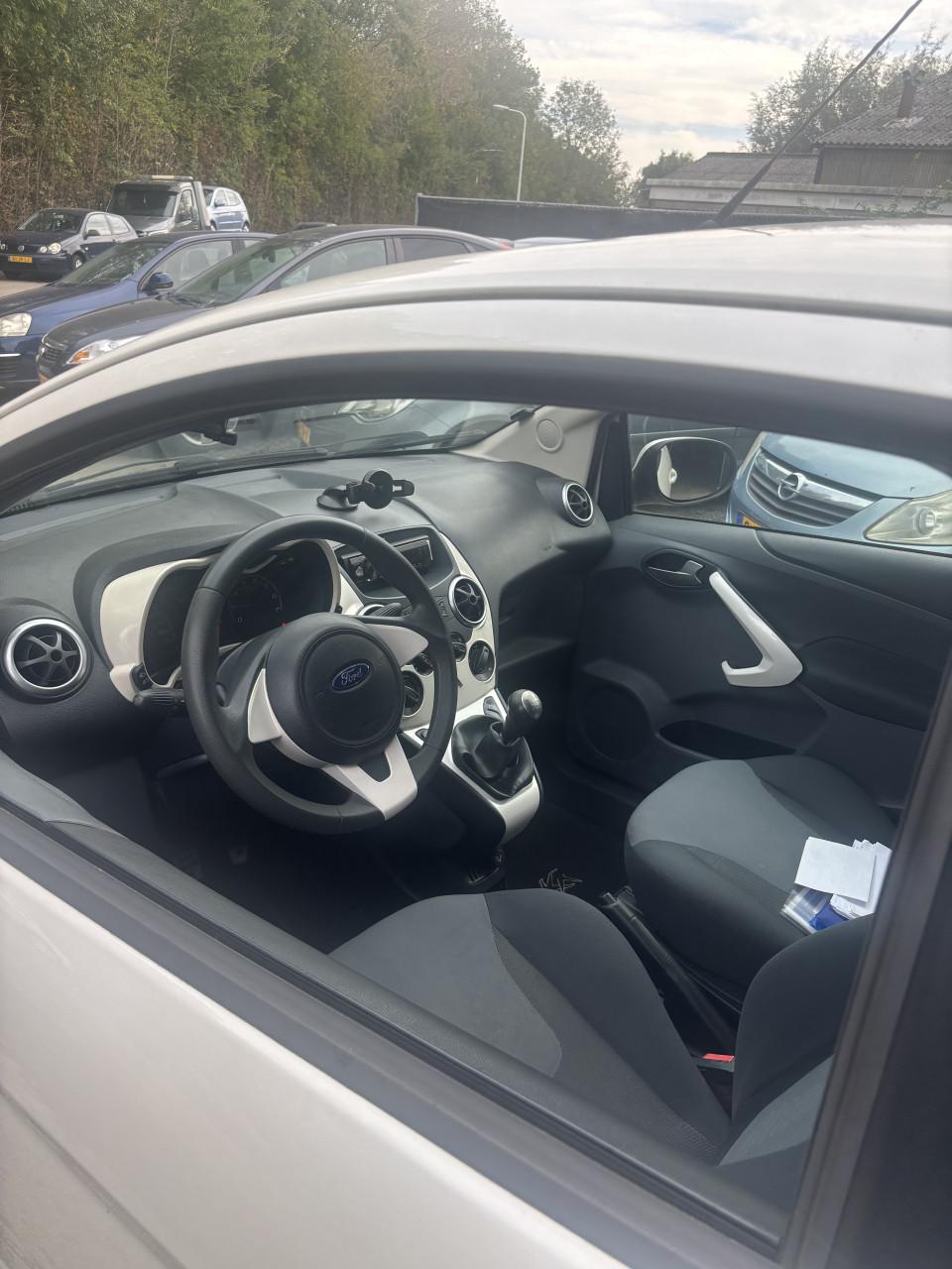 Ford ka jaar apk