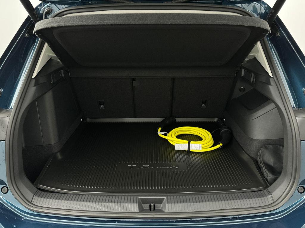Volkswagen Tiguan limited edition 204 pk plug in hybride voordeel van € 3.5