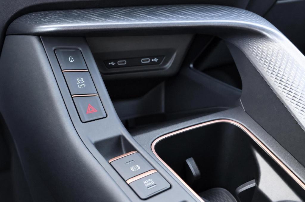 Cupra Terramar 1.5 tsi e-hybrid business
