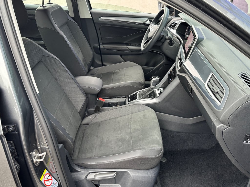 Volkswagen T-roc 1.5 tsi 150pk dsg style carplay | camera | keyless | elek.