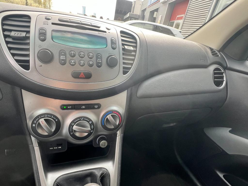 Hyundai I 10 1.2 i-motion cool, airco enz..