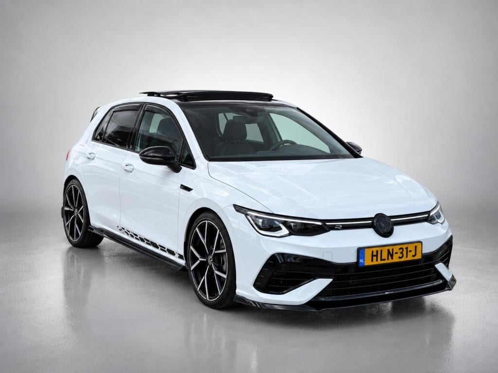 Volkswagen Golf 1.5 etsi r-line business | automaat | panoramadak | 19 inch