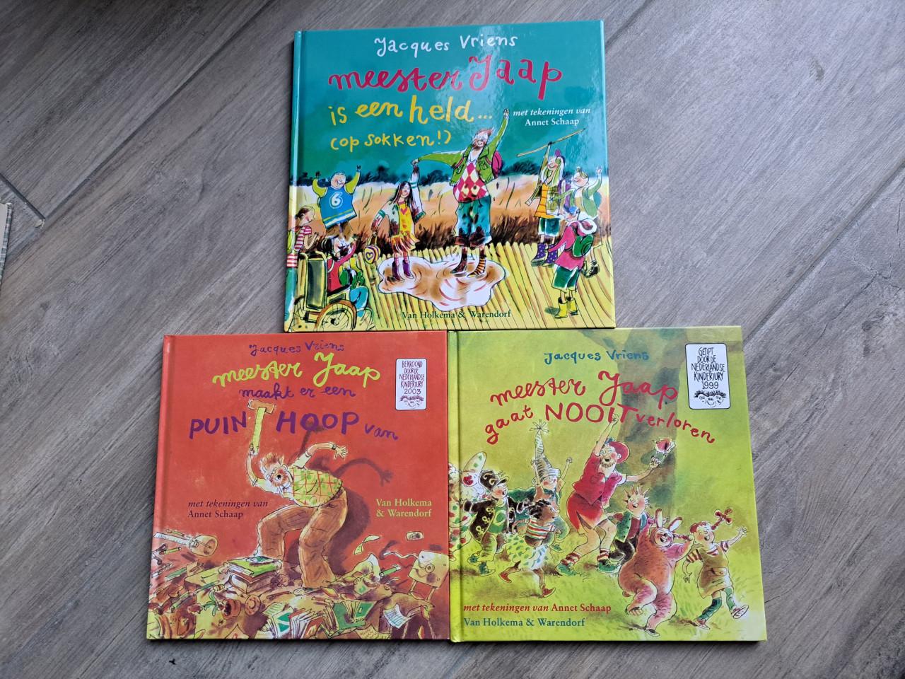 Meester Jaap van Jacques Vriens - Is een held - Maakt er een