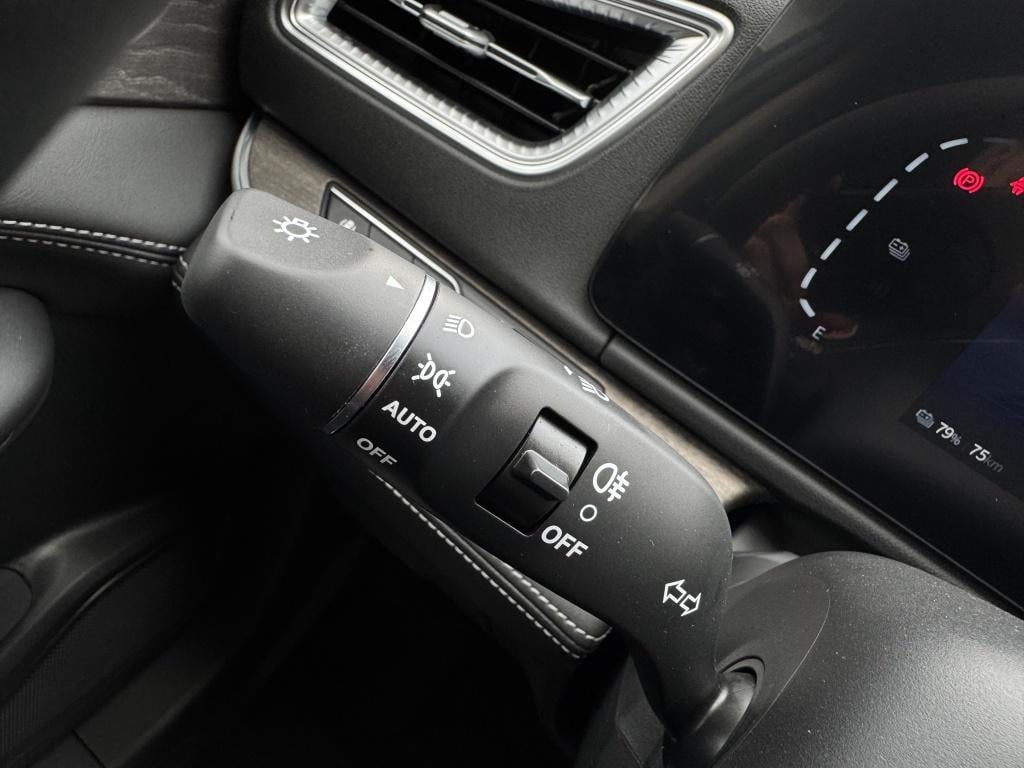 Dfsk E5 Phev 1.5 l2 | 7-persoons | leder | pano | 360 camera