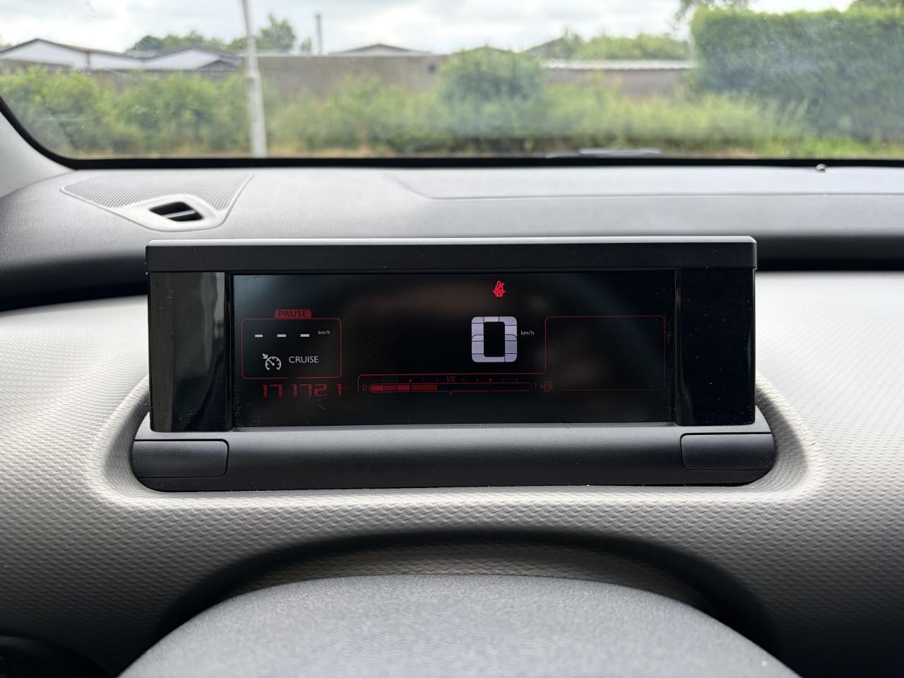 Citroen C4 Cactus 1.2 PureTech Shine Airco Navigatie Camera PDC CCT