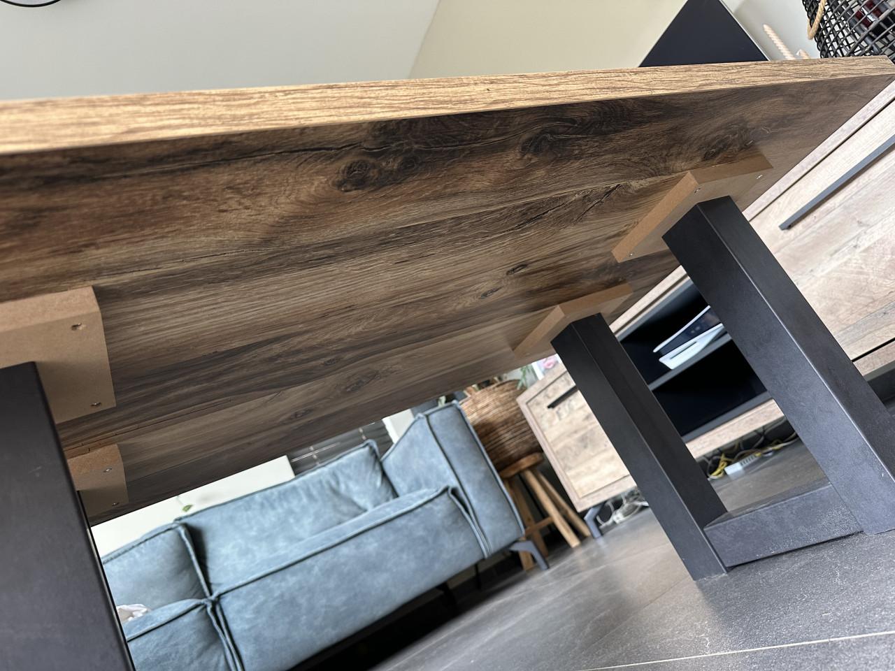 Pronto Salontafel Miori Houten blad met zwarte poten