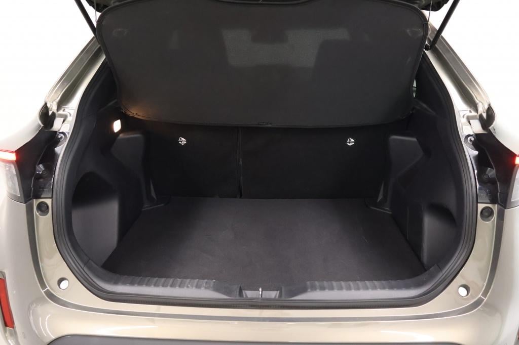 Toyota Yaris Cross 1.5 hybrid 115 first