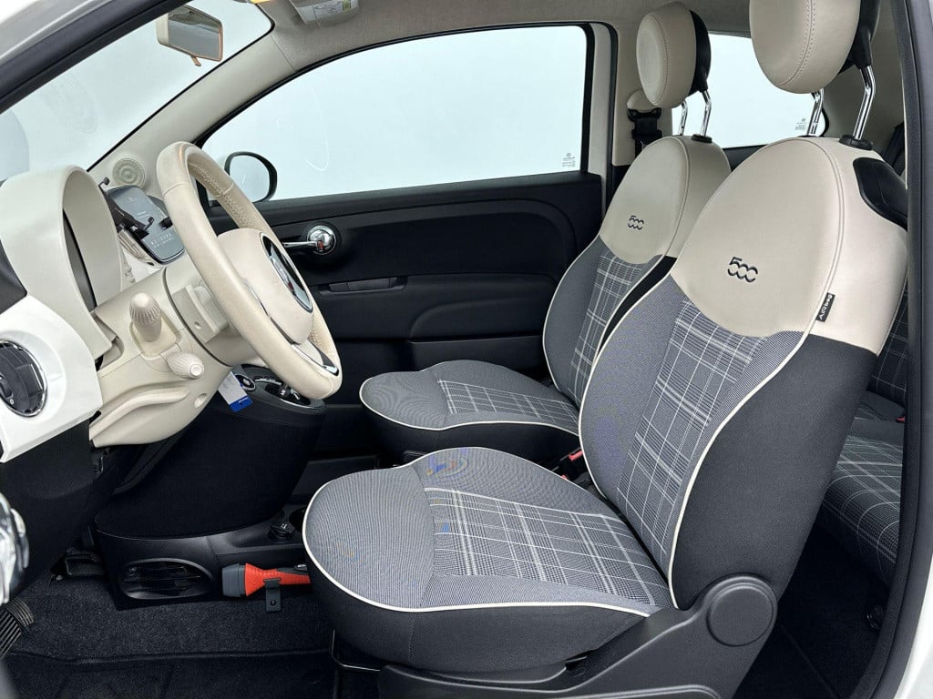 Fiat 500 1.2 lounge | automaat | bluetooth | dab | airco | lage km stand