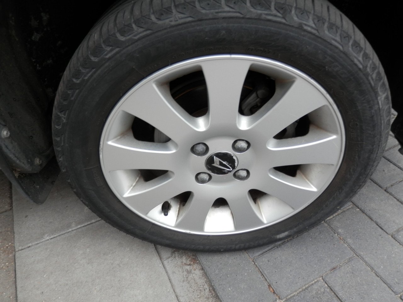 Auto Garant Biedt Aan: Daihatsu Gran Move 1.6 16v CS