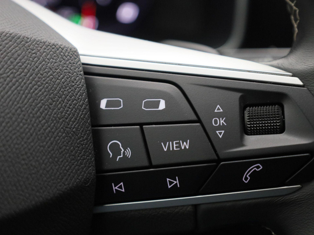 Seat Leon sportstourer 1.5 etsi style | automaat | navigatie | trekhaak! | 