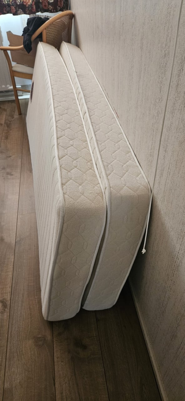 Gratis bed 140x200  ophalen