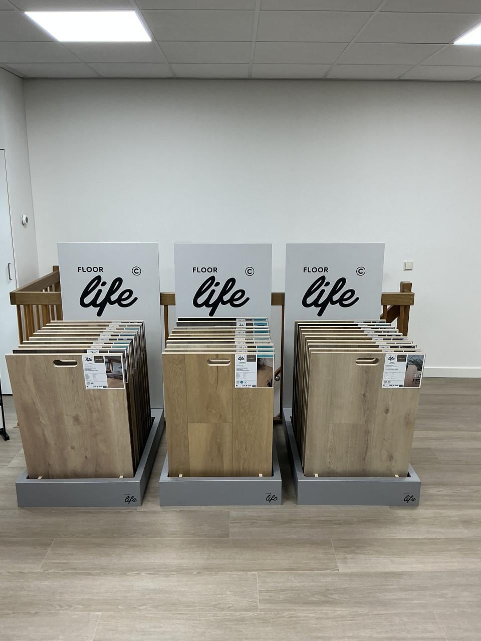 Laminaat vloeren, Raamdecoratie, Tapijt en vinyl