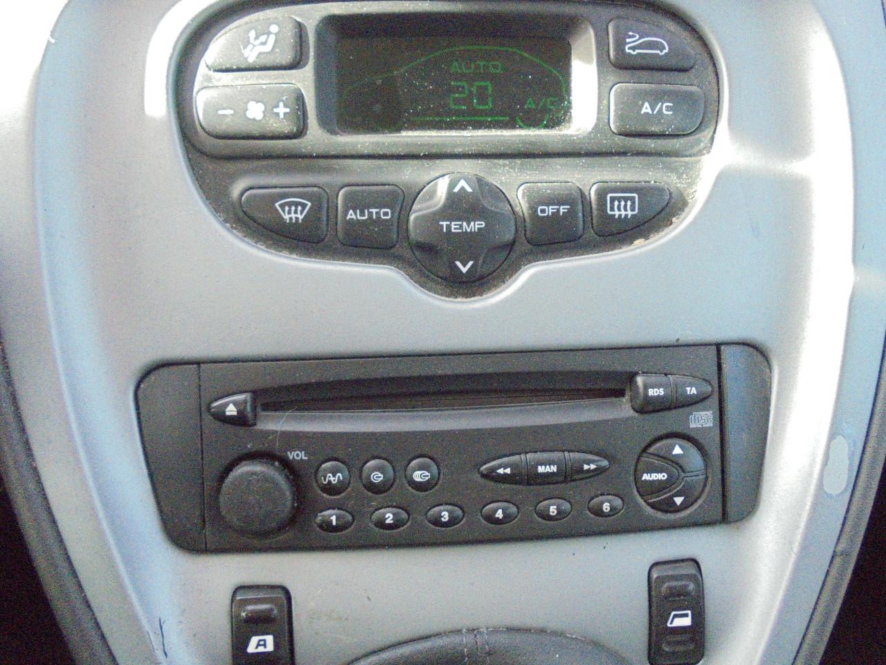 Xsara Picasso 1.6i nette conditie binnen en buiten Nieuwe Apk Bij Afleveren