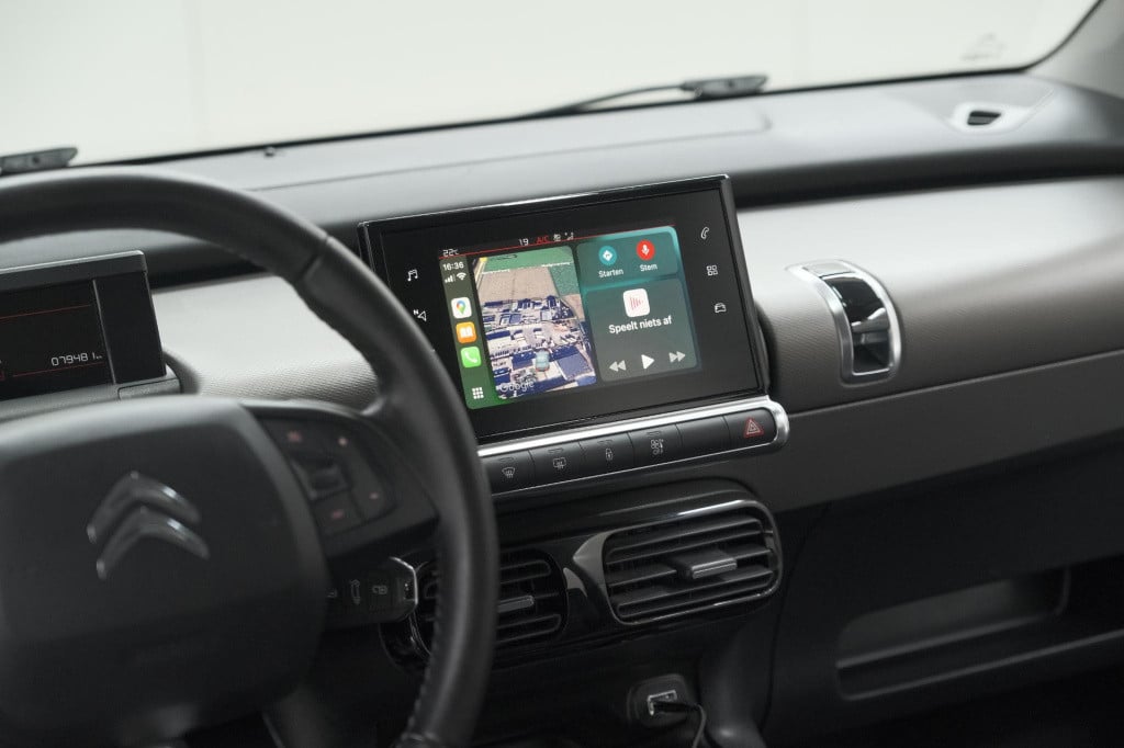 Citroen C4 Cactus puretech 110 business | trekhaak | apple carplay | parkee