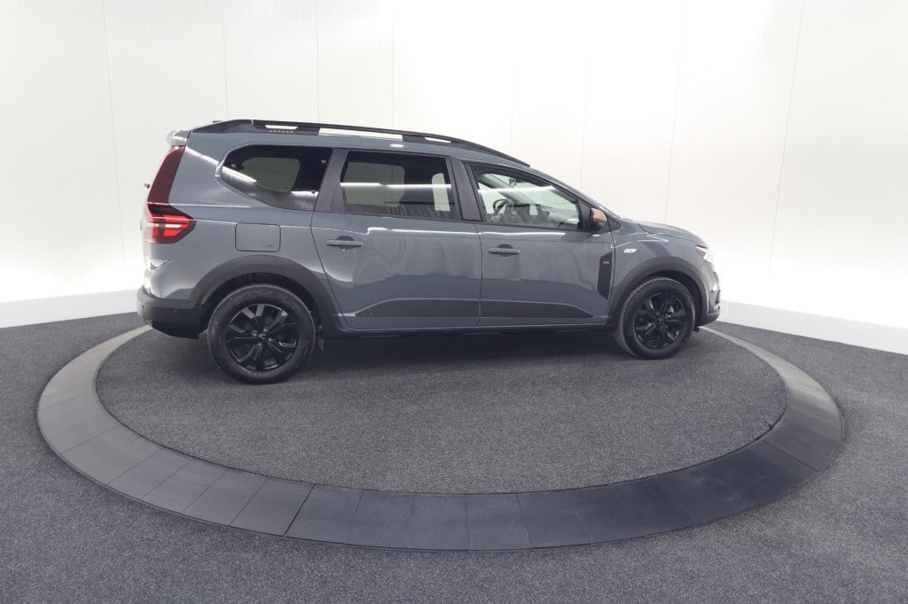 Dacia Jogger tce 110 extreme | 7 zitplaatsen | camera | dodehoekdetectie | 