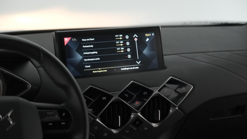 Ds Ds 3 crossback puretech 100 montmartre | parkeersensoren | apple carplay