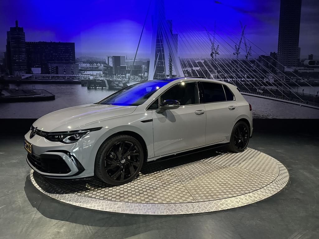 Volkswagen Golf 1.5 etsi r-line business *pano*camera*navi*appconnect*