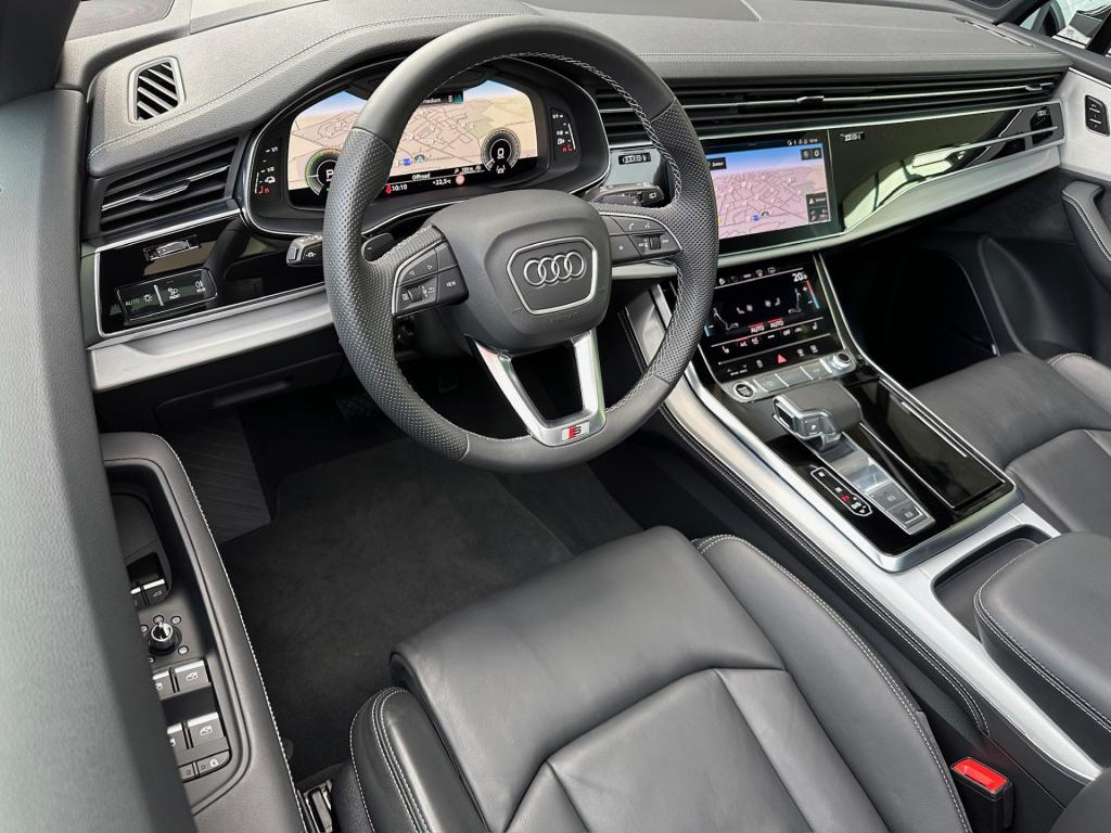 Audi Q7 55 tfsi e quattro pro line s-line | panoramadak | luchtvering | tre