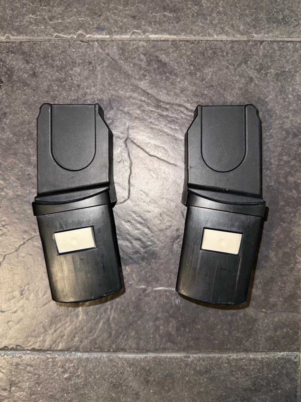 Maxi-Cosi (stoel + base + extra’s)