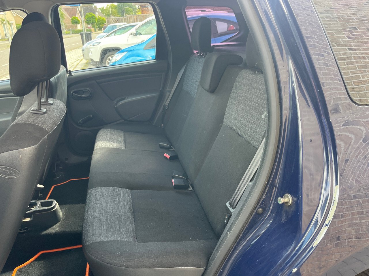 Dacia Duster 1.6i Ambiance 2012