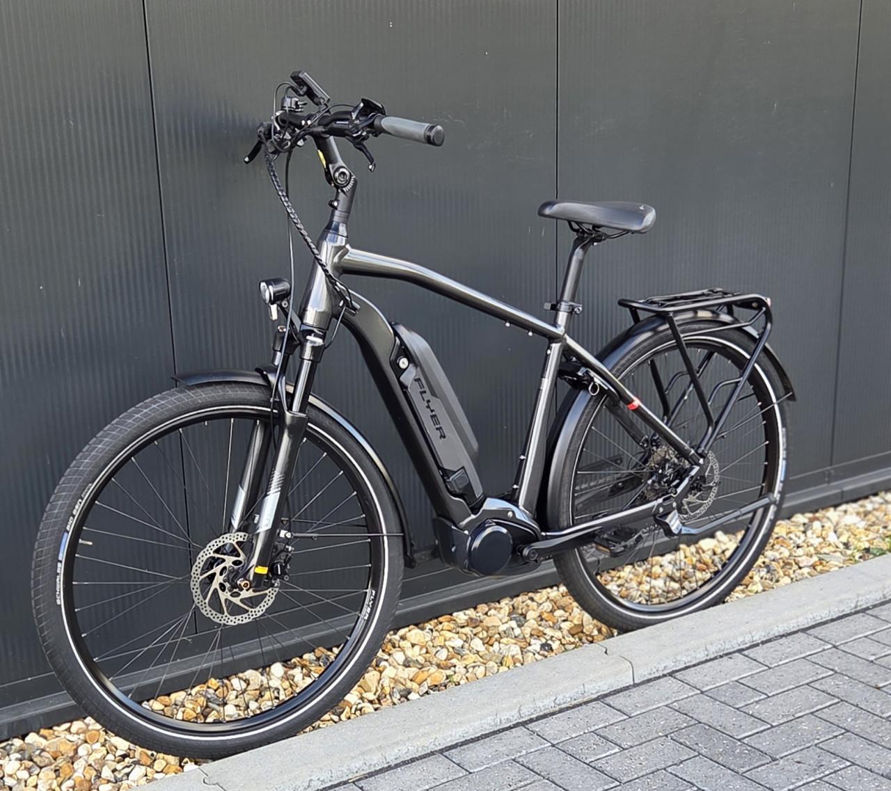Nette Flyer Upstreet5 7.10 Cruiser met framemaat L 600Wh