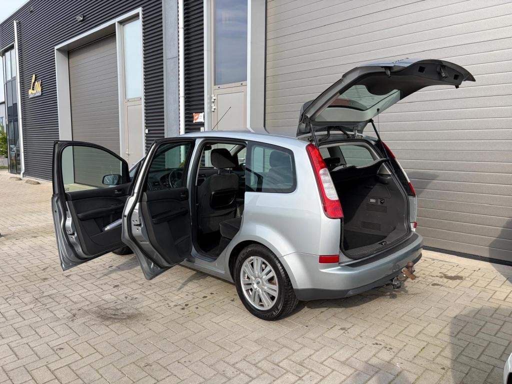 Ford C-max focus 2.0-16v ghia/153.000 nap/dealer onderhouden/trekhaak/andro