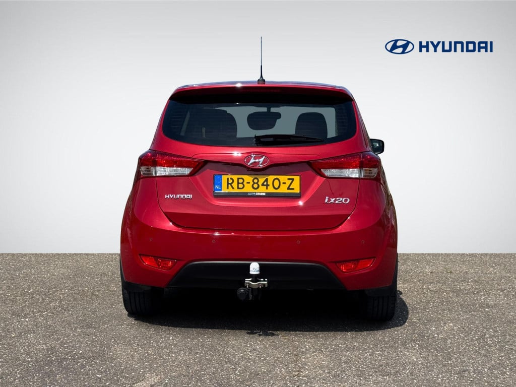 Hyundai Ix20 1.4i go! | trekhaak | navigatie | achterbank verstelbaar | air