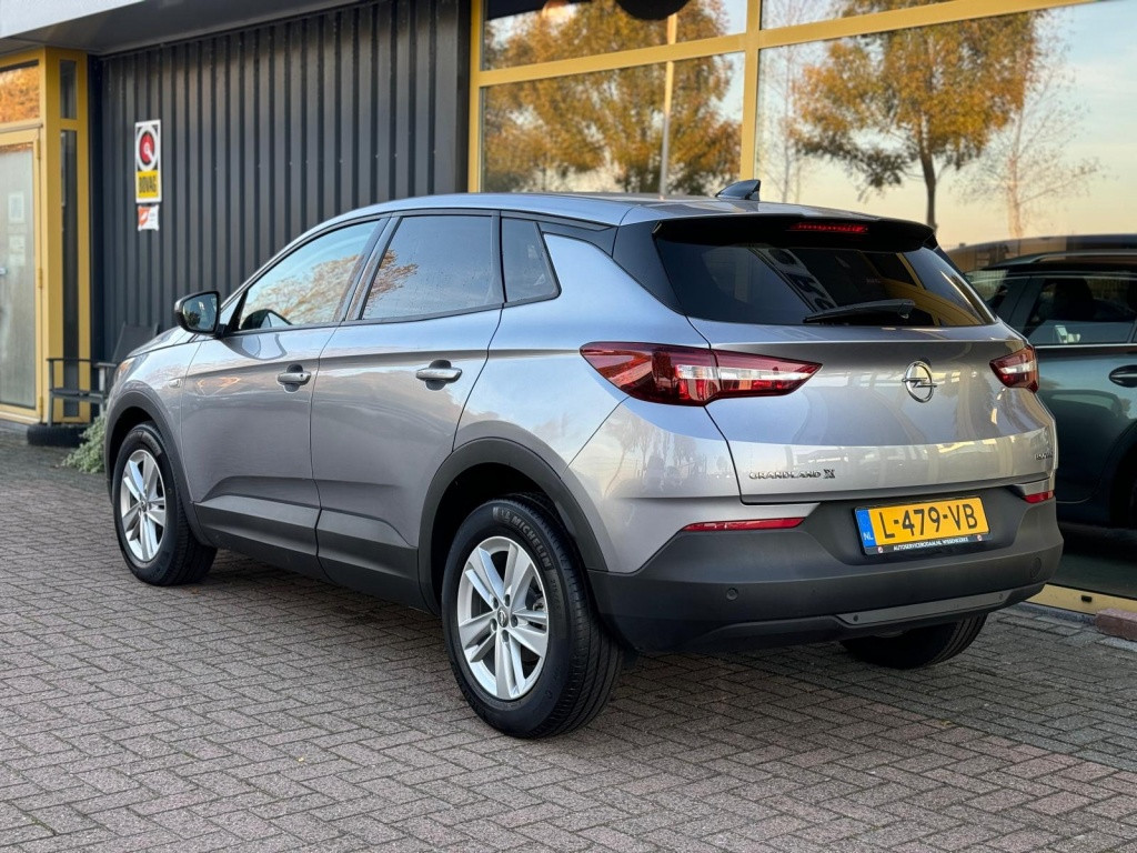 Opel Grandland X 1.2 turbo edition