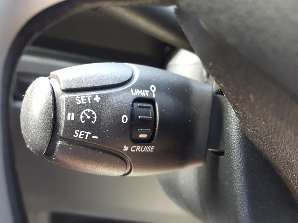 Citroen DS3 1.4 vti 95pk chic airco | bluetooth | lm-velgen | twotone dak w