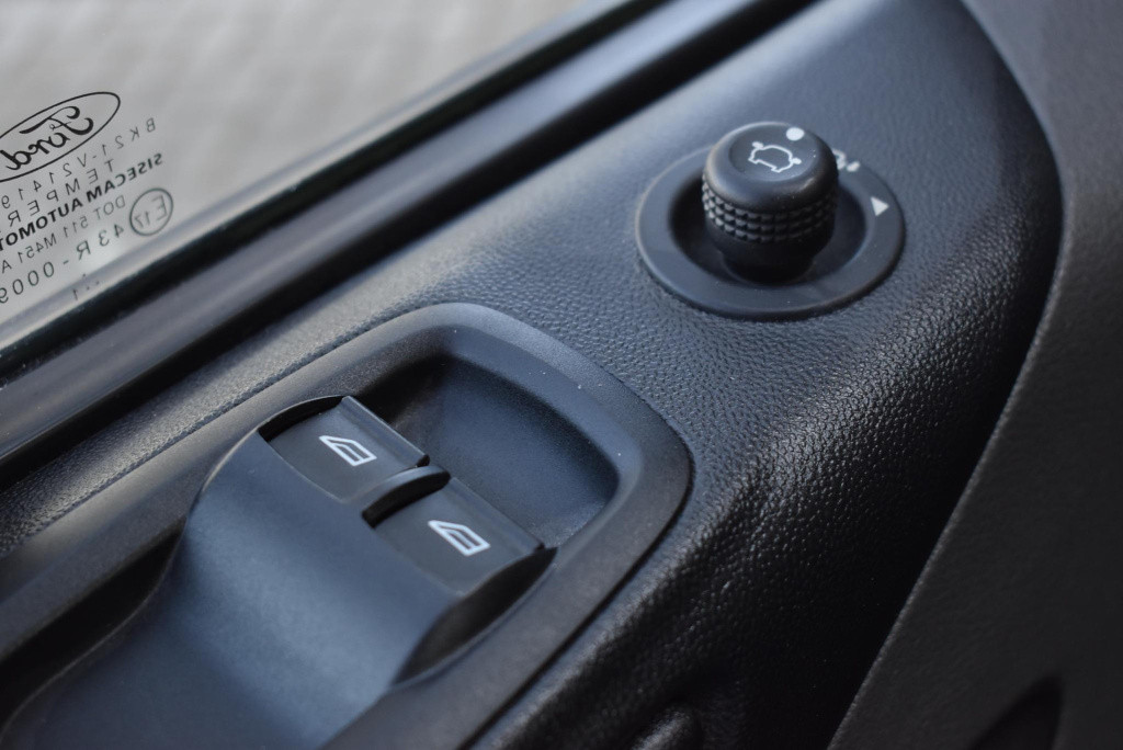 Ford Transit Custom 320 2.0 tdci l2h2 limited | cruise control | airco | ac
