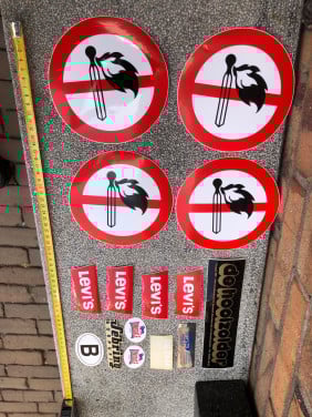 Setje stickers zie de foto’s.