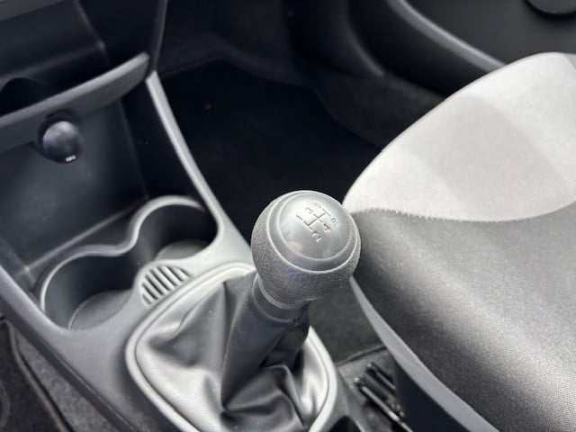Peugeot 107 1.0 68pk 3d access pack accent radio/cd | airco | zuinige motor