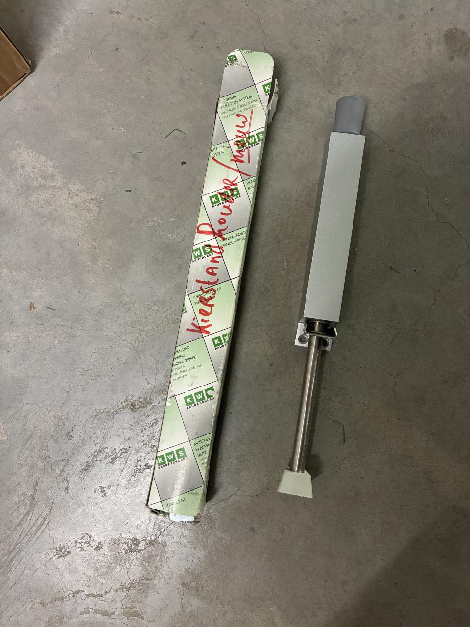 Van alles wat ivm opruimen van onze berging…..tsja