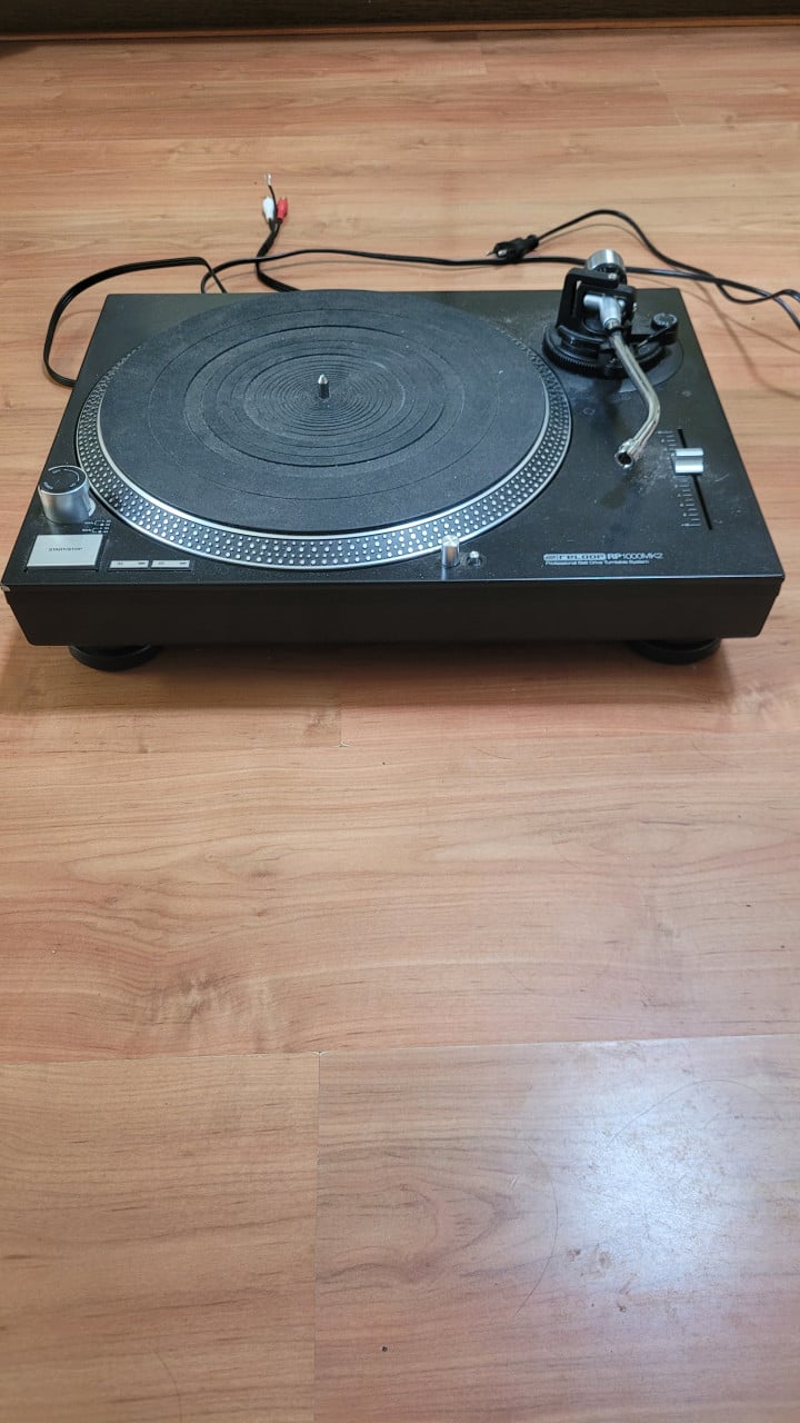 Draaitafel Reloop RP100MKII