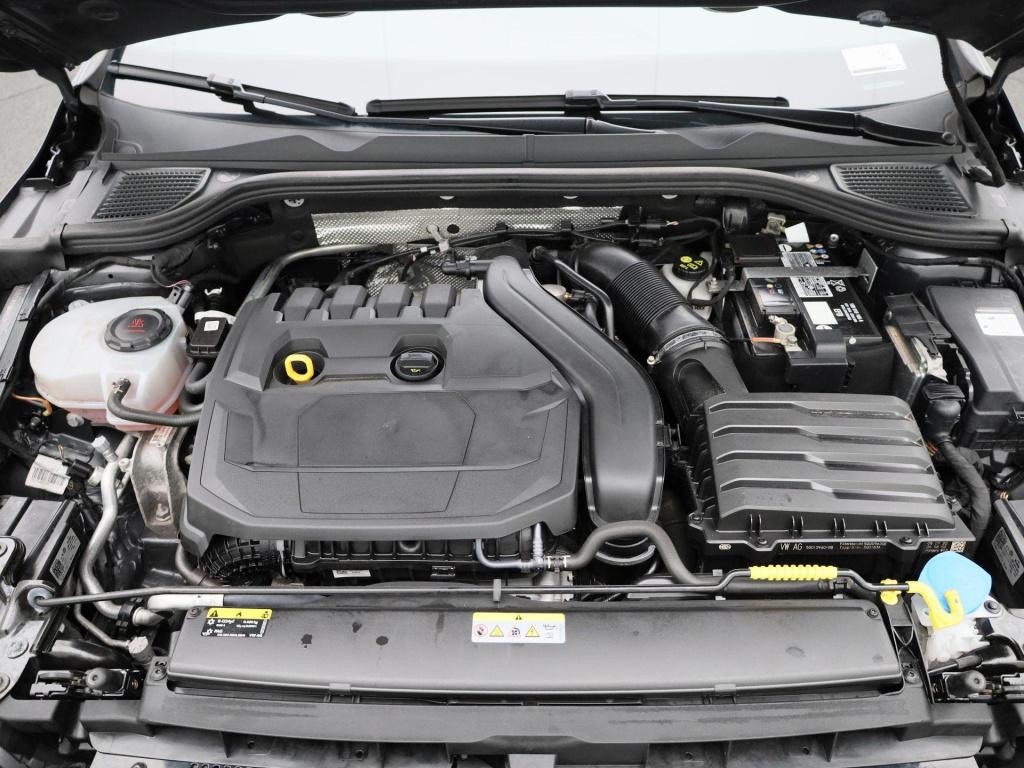 Volkswagen Golf 1.5 tsi life | navigatie | apple carplay / android auto | c