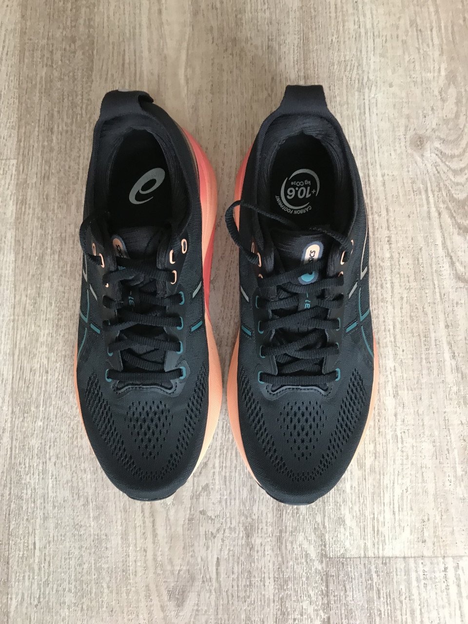 ASICS SNEAKERS