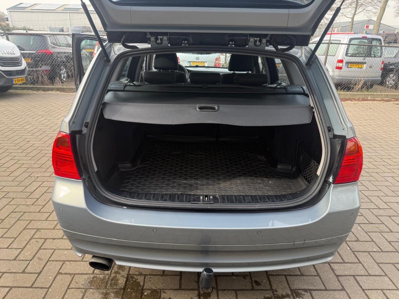 BMW 3-serie Touring 318i Executive