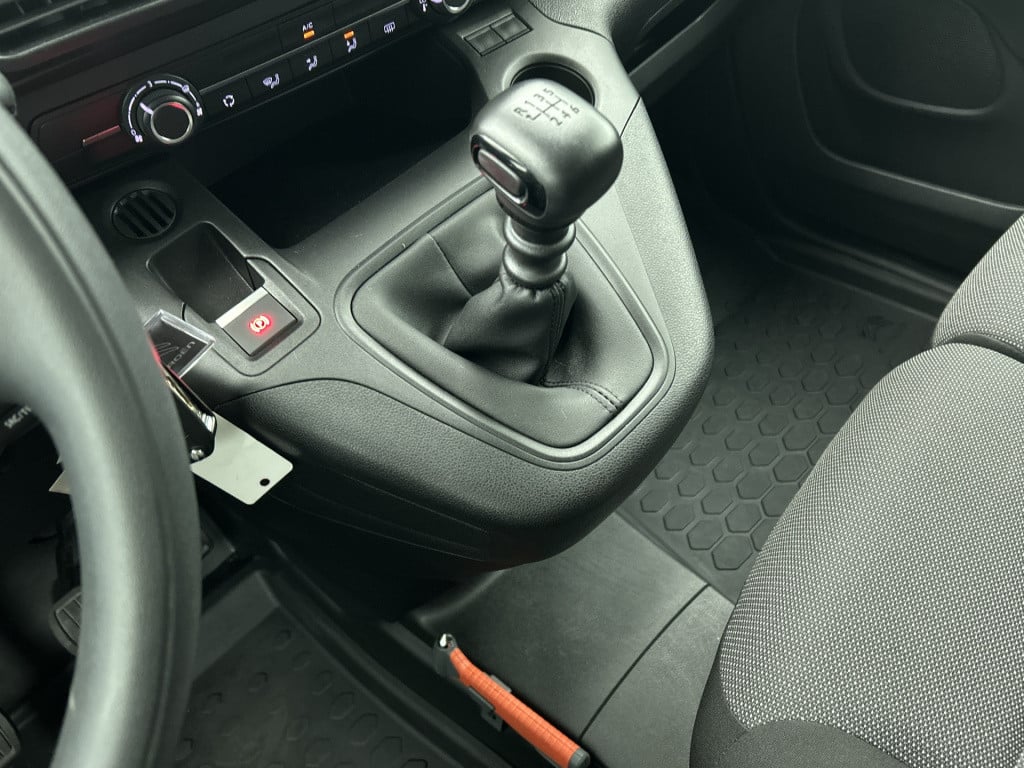 Citroen Berlingo bluehdi 100 pk club 3-zits | rijklaar achterklep met raam 