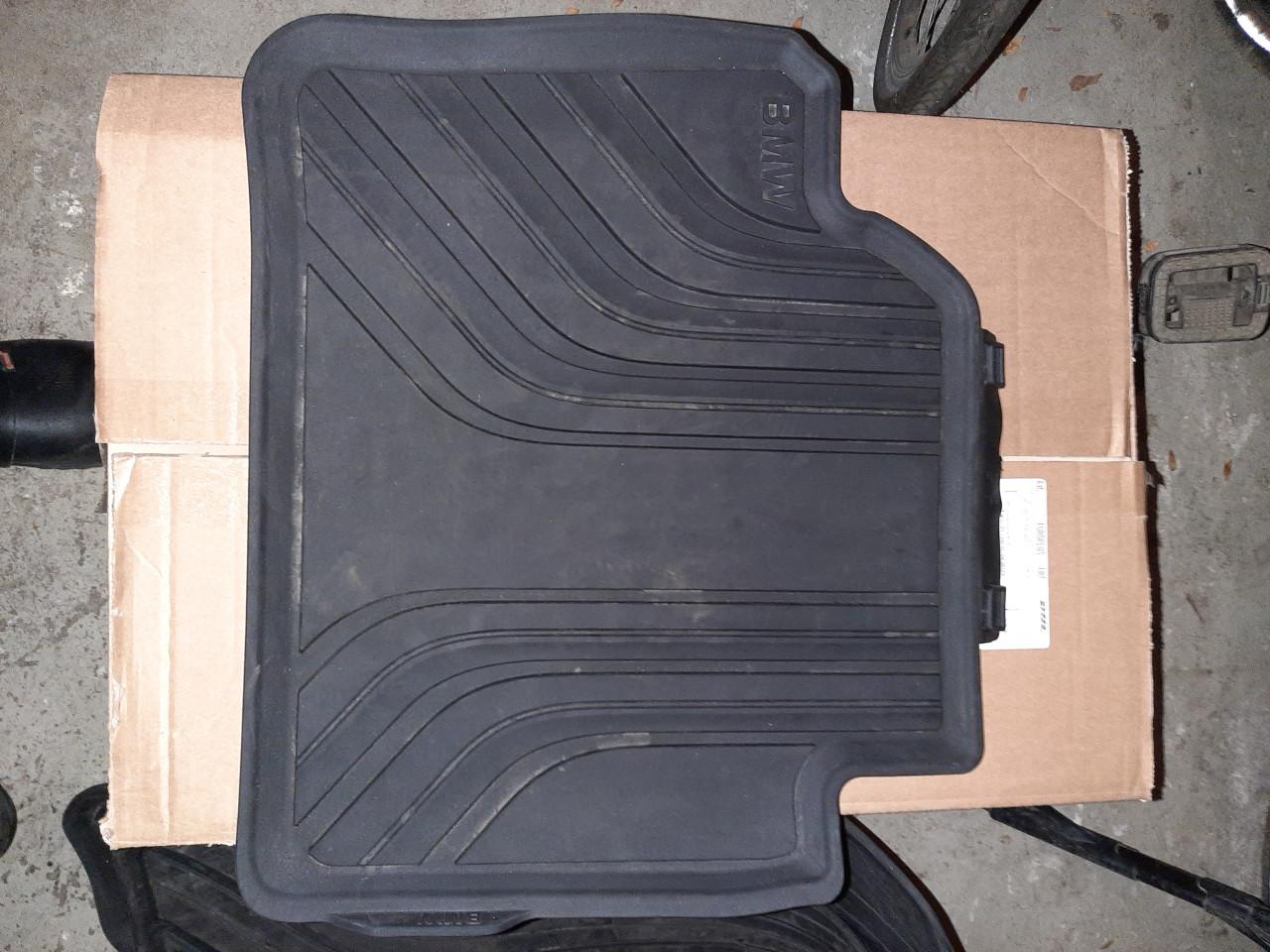 All weather mattenset voor een BMW 4 serie