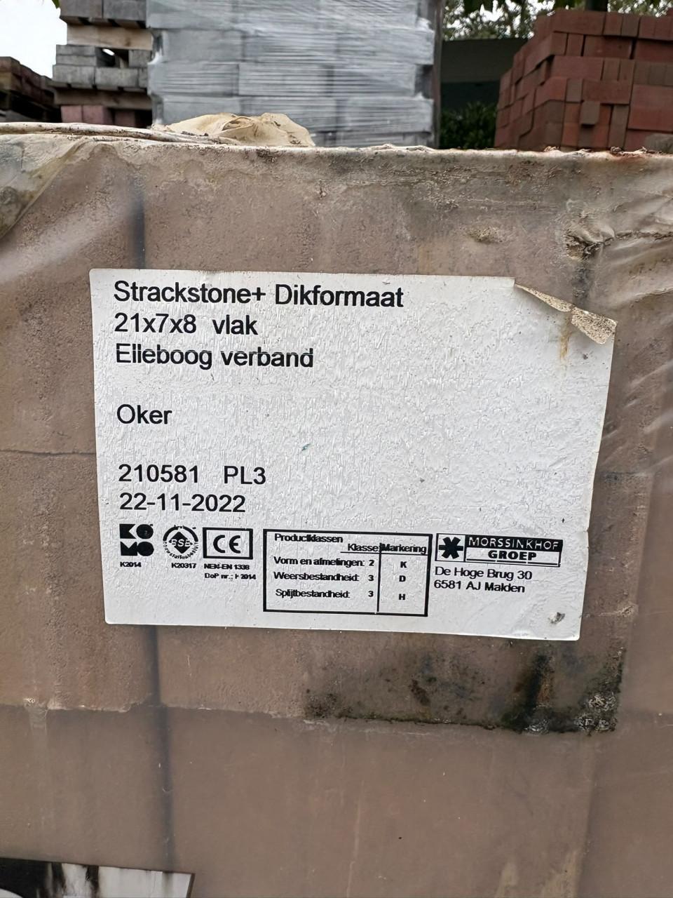Partij betonnen dikformaat geel 21x7x8