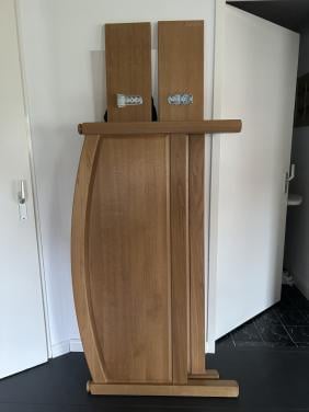 Bed massief hout. 2 persoons