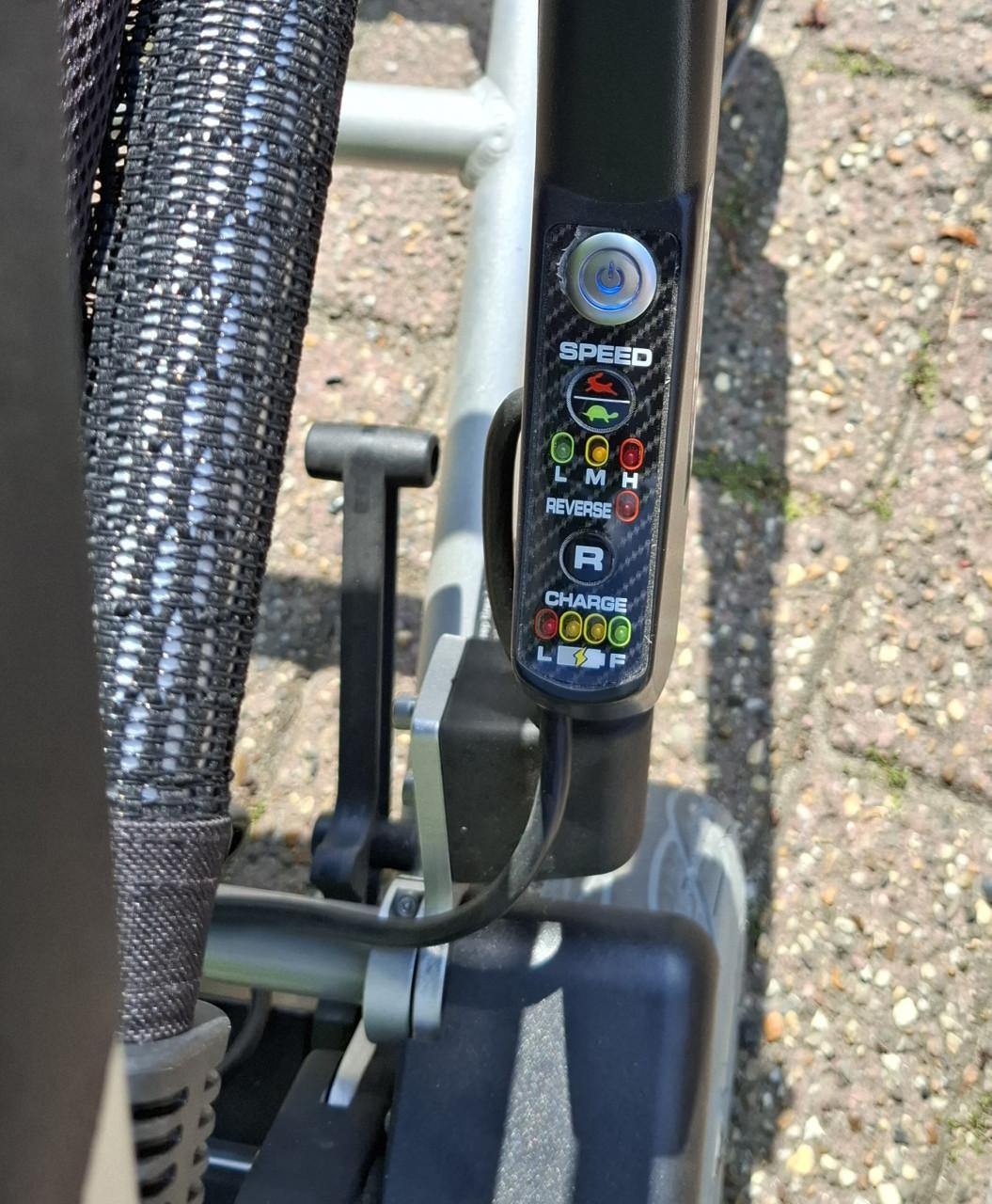 Zinger elektrische, inklapbare rolstoel