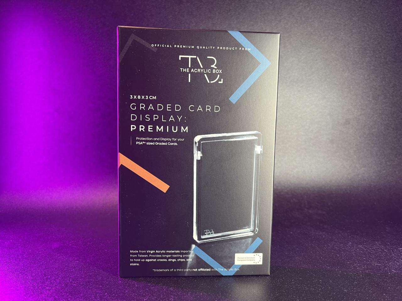 The Acrylic Box – Graded Card Display Premium (voor PSA Slabs)