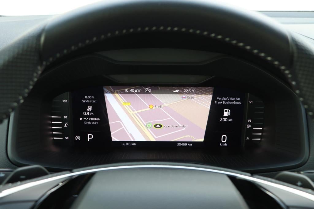 Skoda Karoq 1.5 tsi sportline business 150pk dsg7