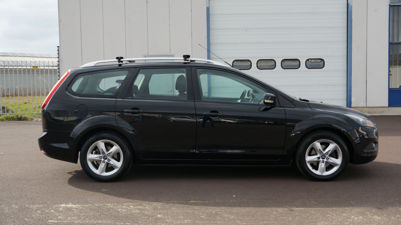 Ford FOCUS Wagon 1.6 Comfort Rijklaar