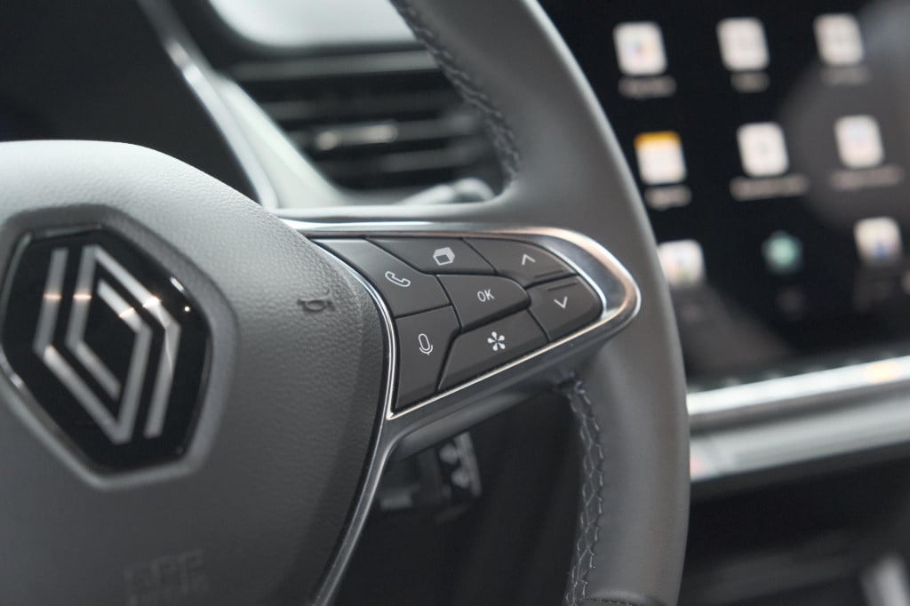 Renault Captur mild hybrid 160 edc techno | camera | navigatie | apple carp