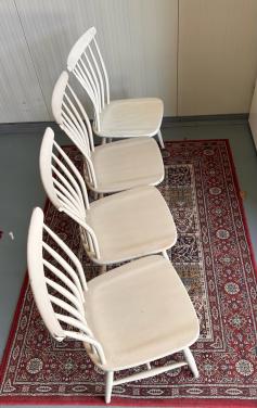 Set-4 vintage Åkerblom spijlenstoelen-Zweeds design j-50/60
