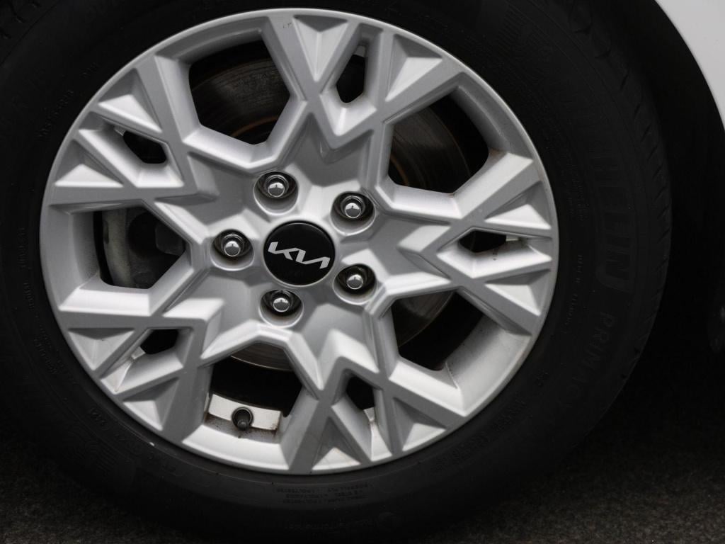 Kia Cee'd 1.0 t-gdi dynamicline | parkeer sensoren | navigatie | apple carp