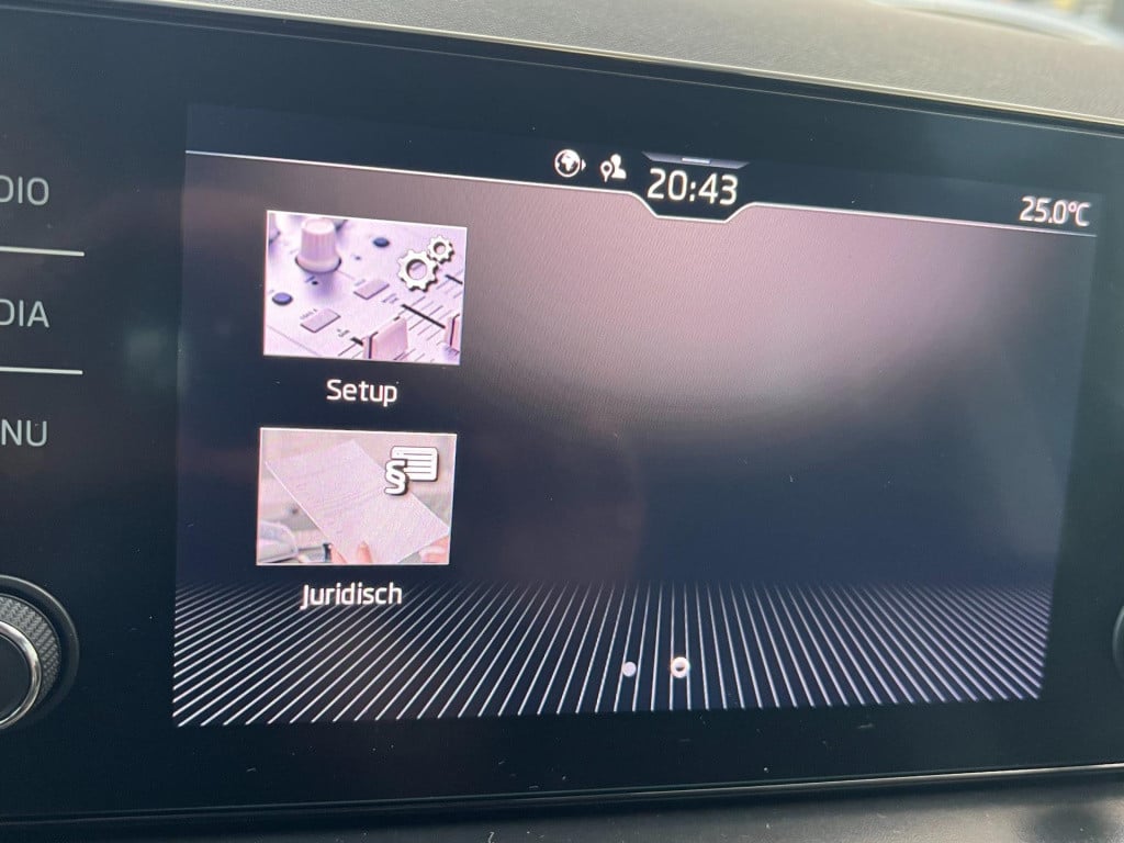 Skoda Kamiq 1.5 tsi act business edition, 150 pk, achteruitrijcamera enz...